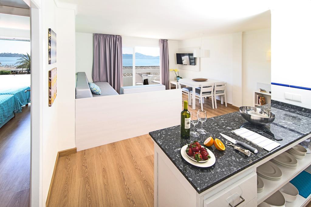 Cabot Sivella Apartments Port de Pollença Oda fotoğraf
